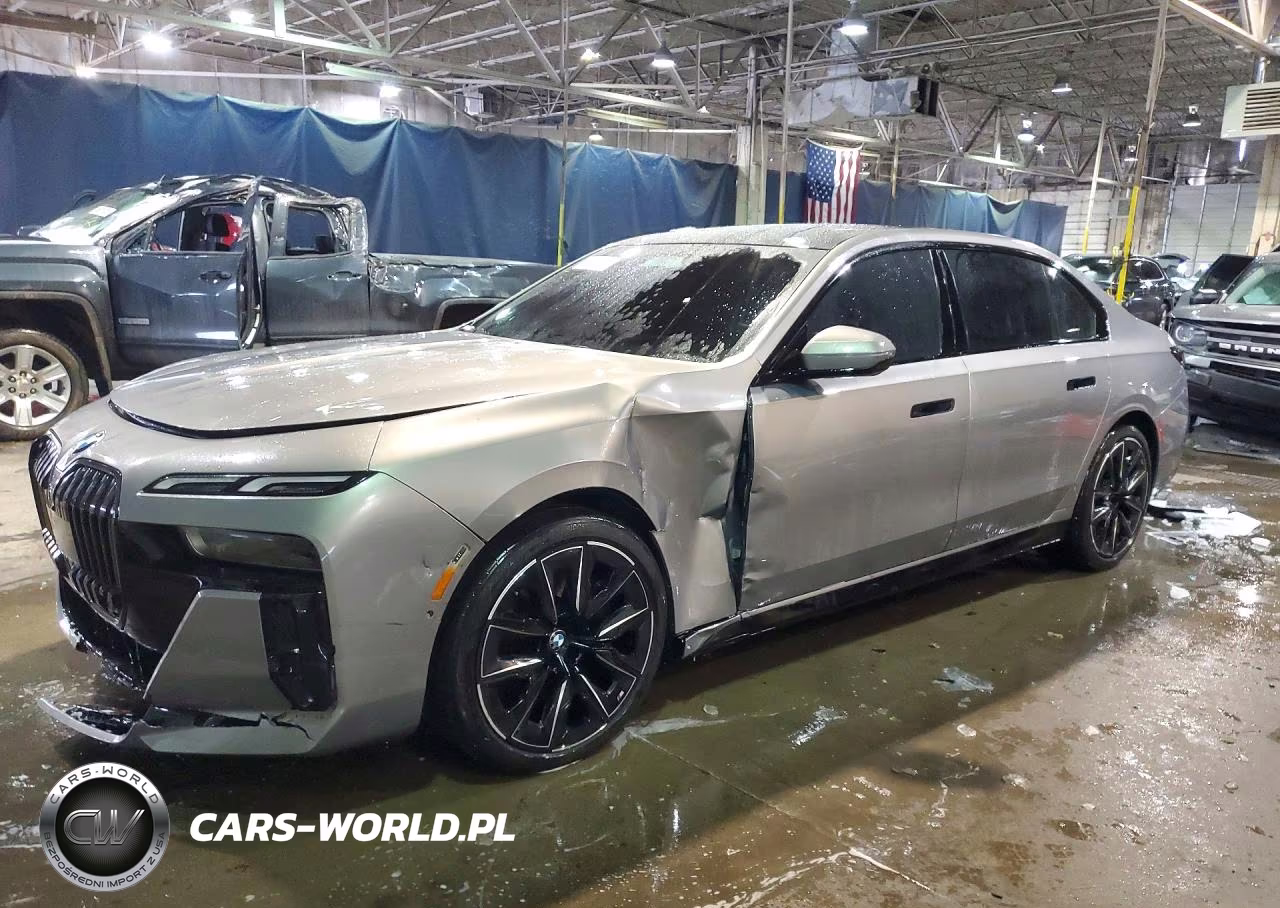 2023 BMW 760 Xi