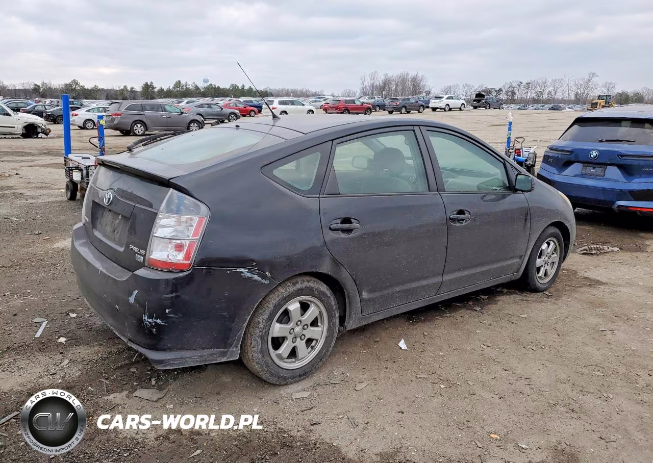 2004 Toyota Prius VIN:JTDKB20UX40029206 - 3