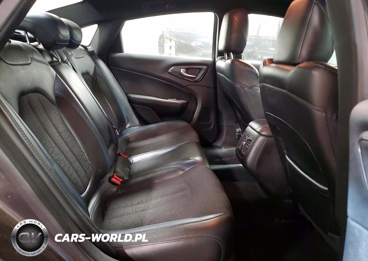 2015 Chrysler 200 S VIN:1C3CCCDGXFN540565 - 10