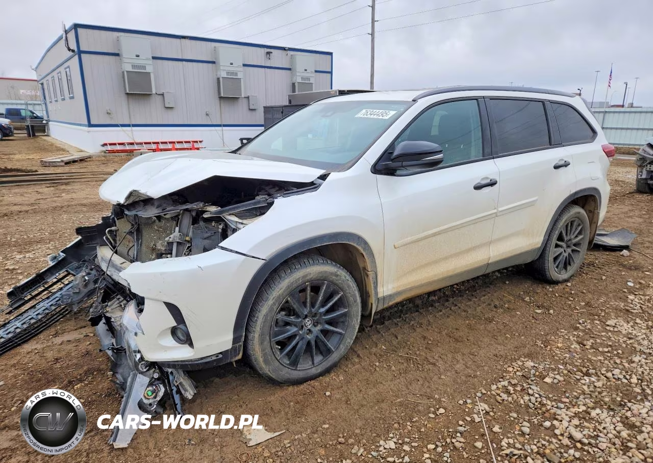 2019 Toyota Highlander Se