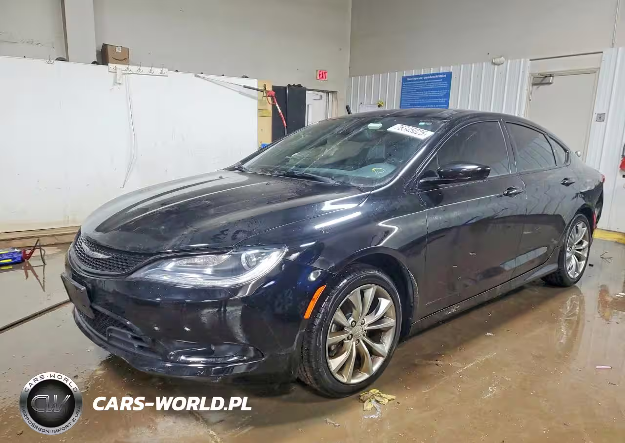 2015 Chrysler 200 S