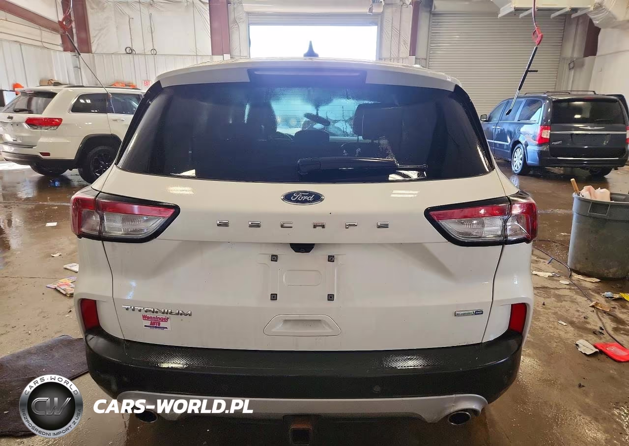 2020 Ford Escape Titanium VIN:1FMCU9J90LUB19601 - 6