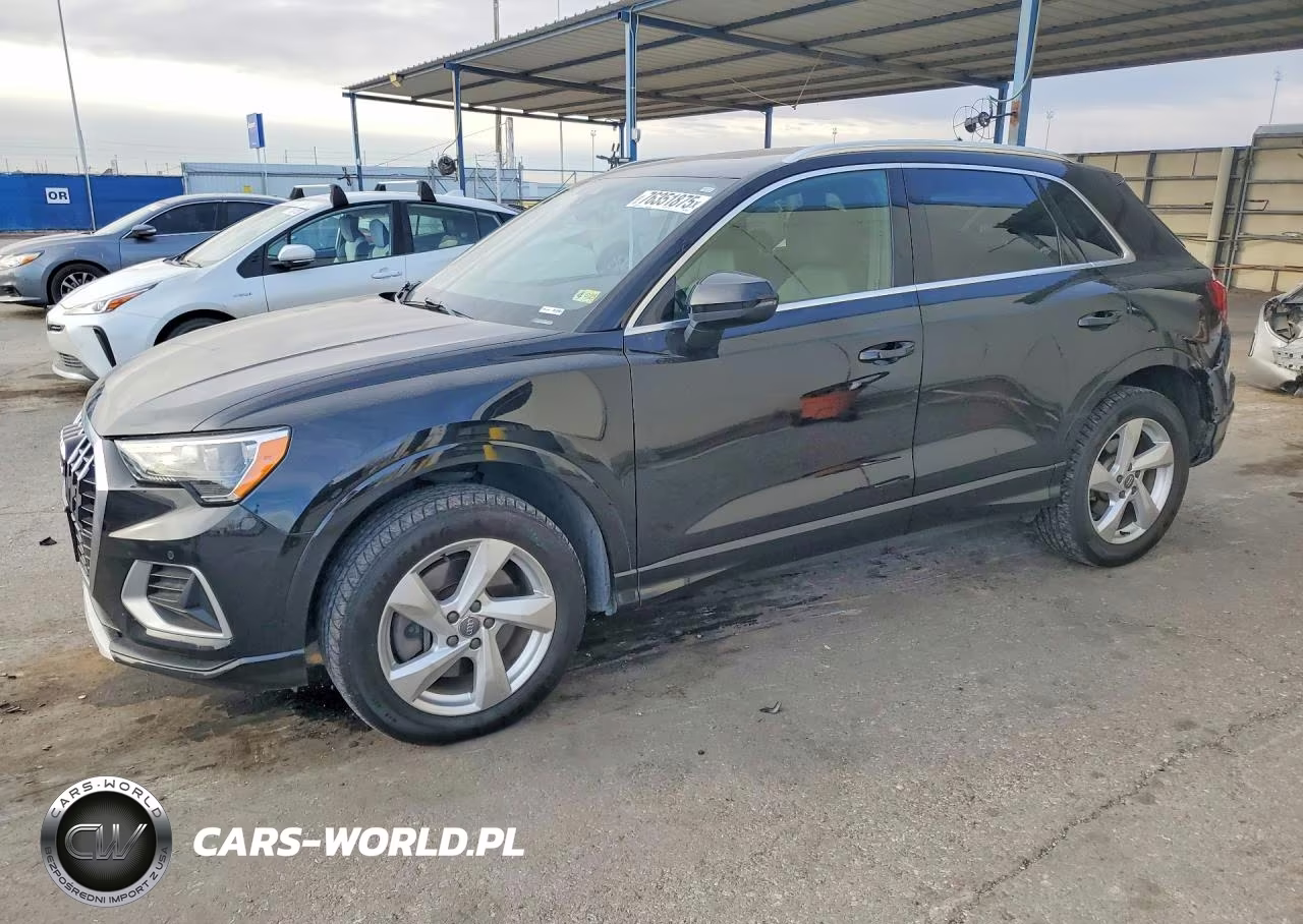 2020 Audi Q3 Premium