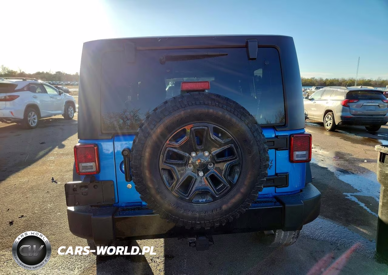 2016 Jeep Wrangler Sport VIN:1C4AJWAG2GL165802 - 6