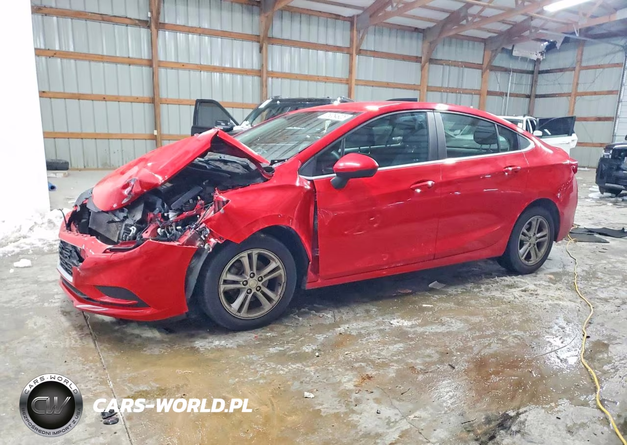 2018 Chevrolet Cruze Lt – zdjęcie 1 z 12
