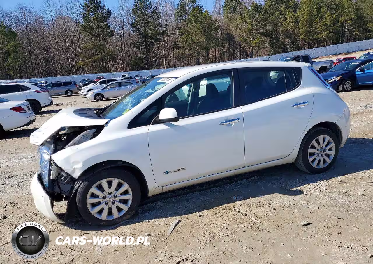 2015 Nissan Leaf S