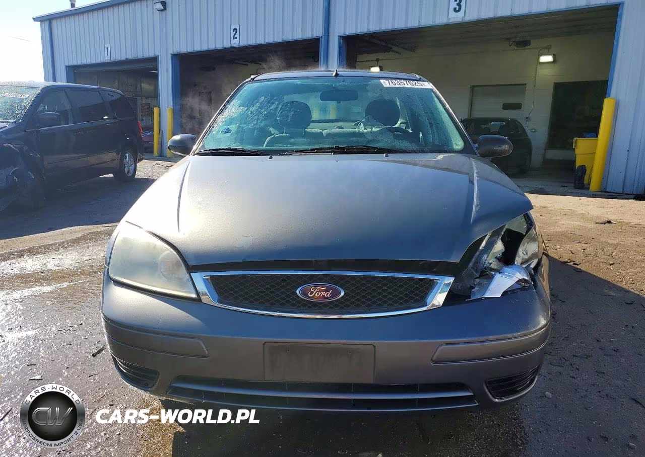 2007 Ford Focus Zx4 VIN:1FAFP34N77W241855 - 5