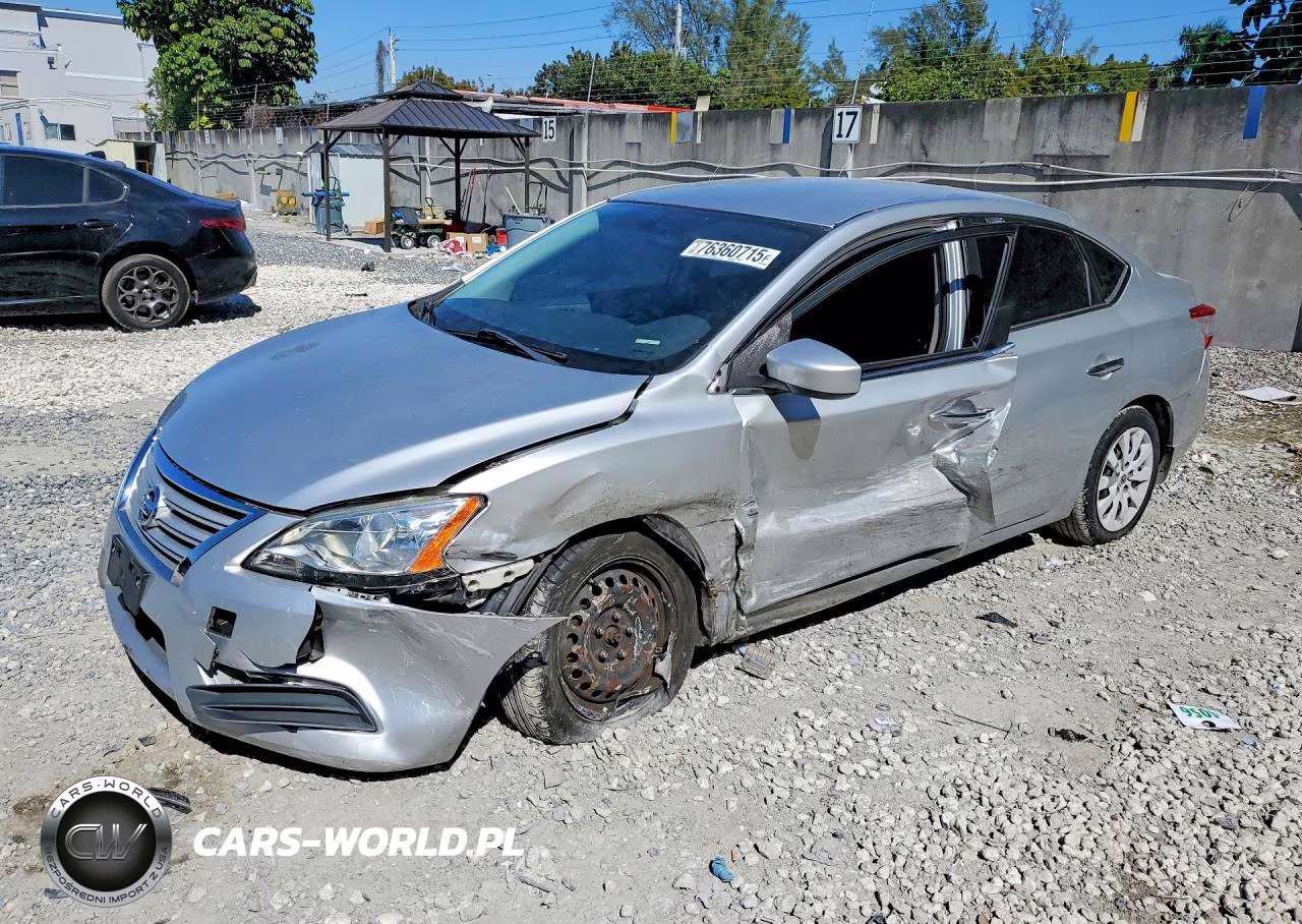 2015 Nissan Sentra S – zdjęcie 1 z 12