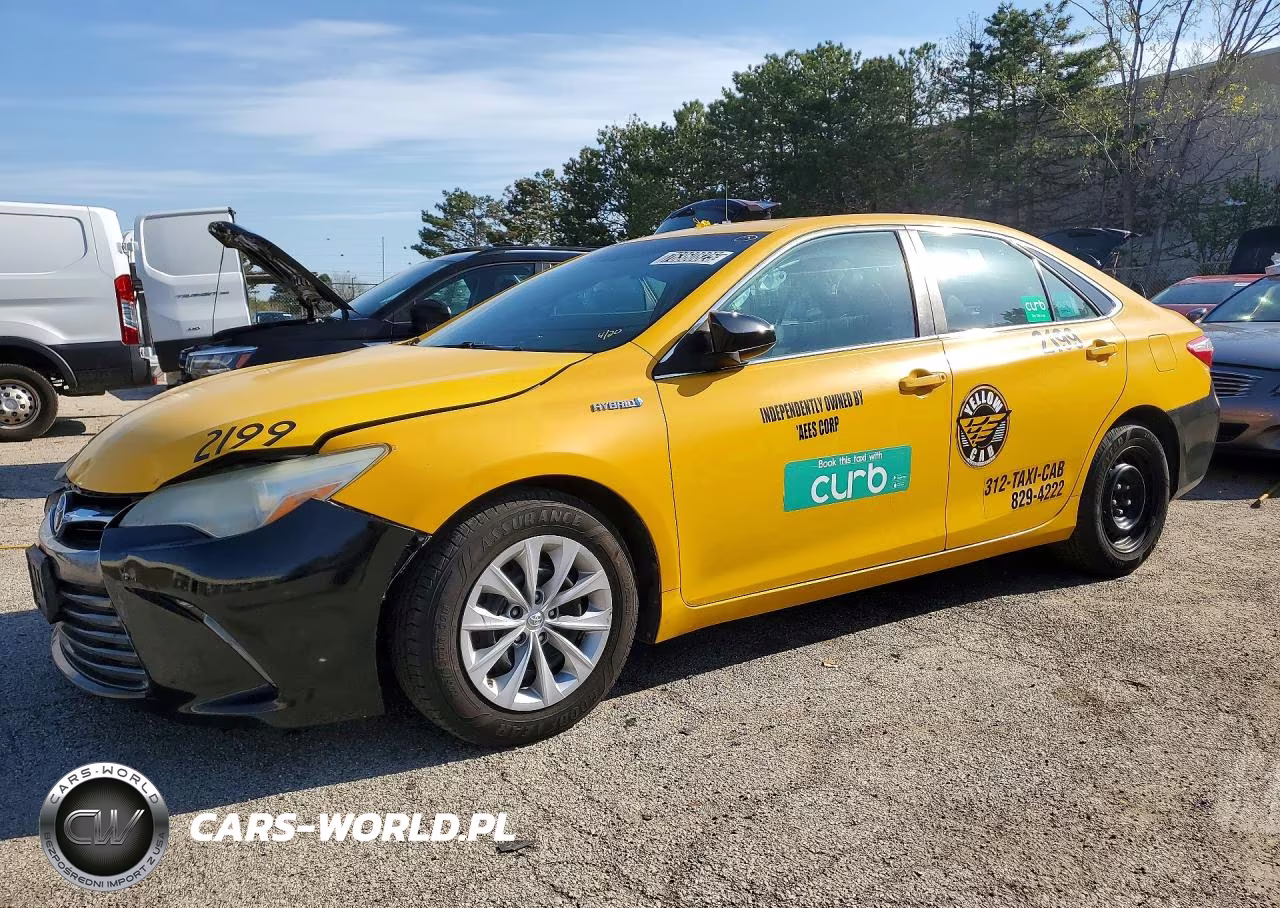 2015 Toyota Camry Hybrid Le