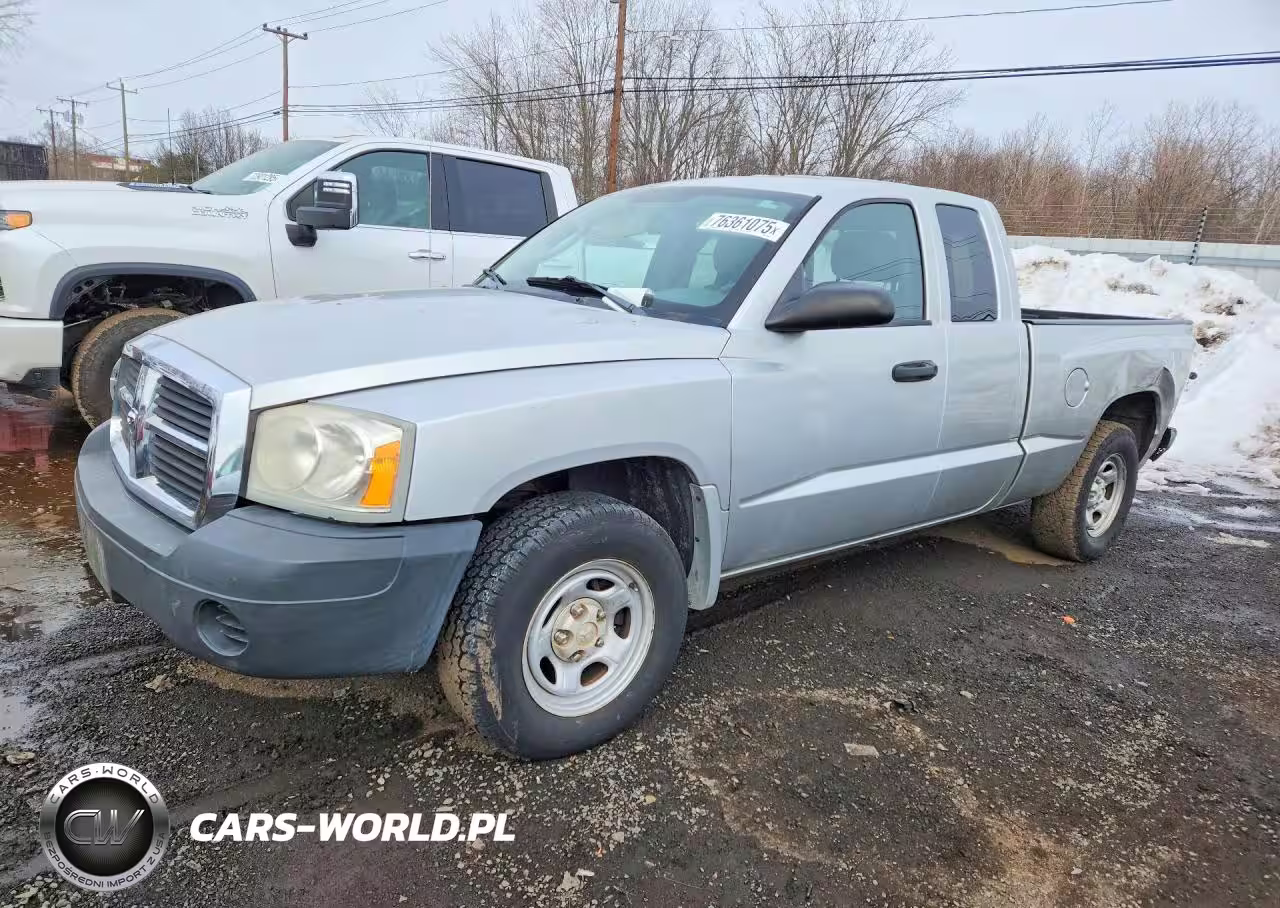 2005 Dodge Dakota St