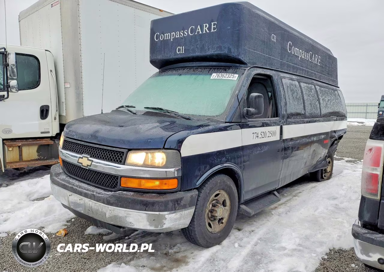 2013 Chevrolet Express G3500 Lt