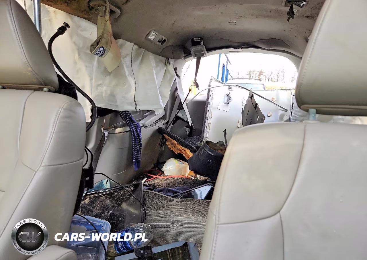 2014 Honda Odyssey Exl VIN:5FNRL5H67EB130290 - 10