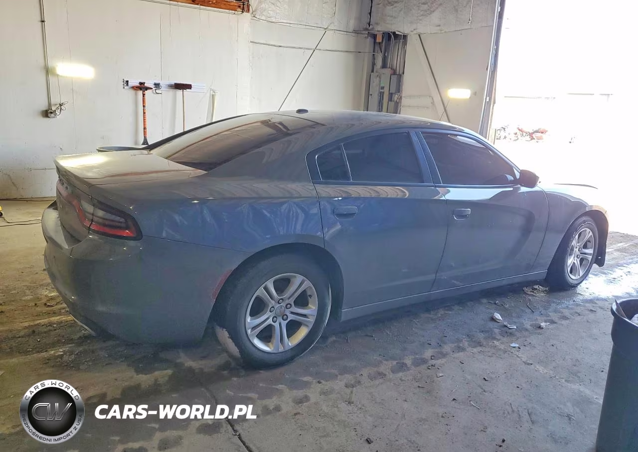 2019 Dodge Charger Sxt VIN:2C3CDXBG7KH657403 - 3
