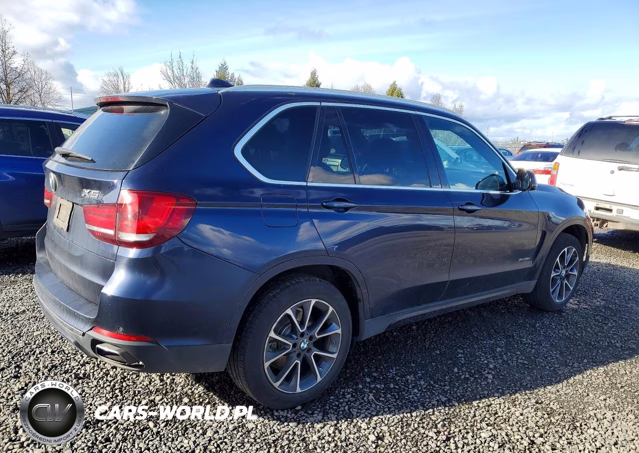2018 BMW X5 xDrive35D VIN:5UXKS4C59J0Z89904 - 3