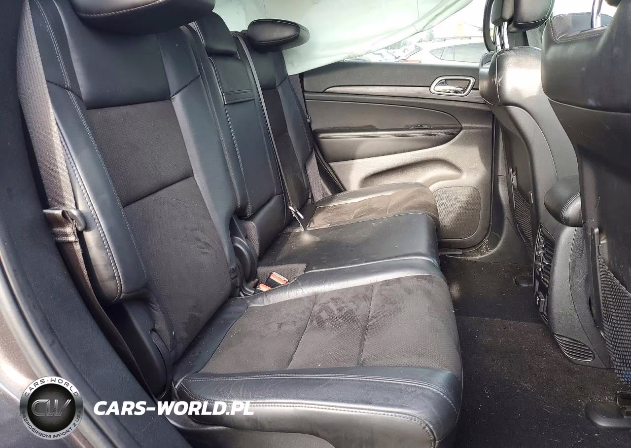 2019 Jeep Grand Cherokee Laredo VIN:1C4RJFAG6KC850638 - 11