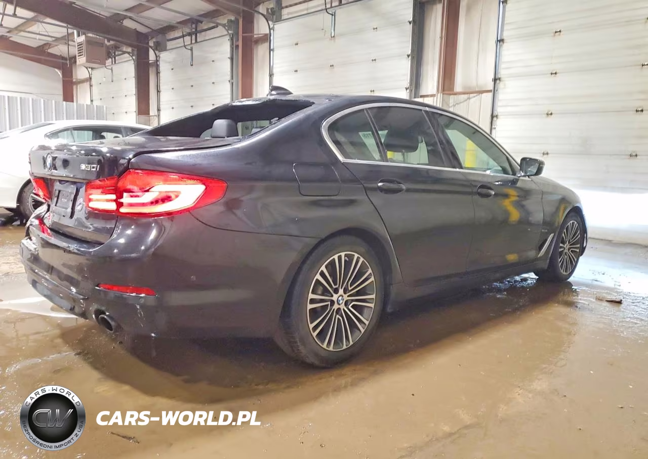 2019 BMW 530 Xi VIN:WBAJA7C52KG909740 - 3