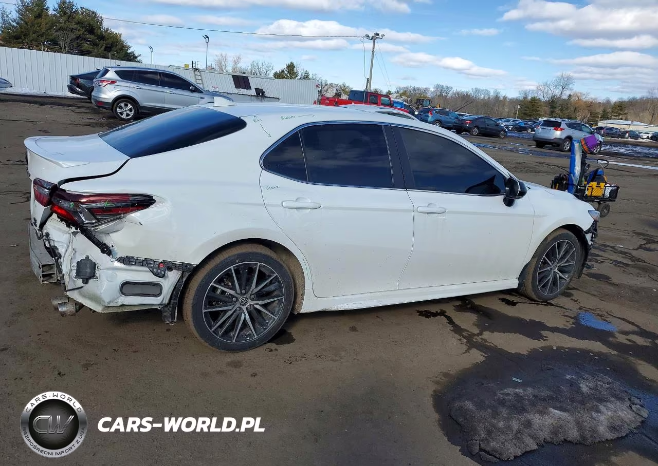 2023 Toyota Camry Se VIN:4T1T11BK3PU083534 - 3