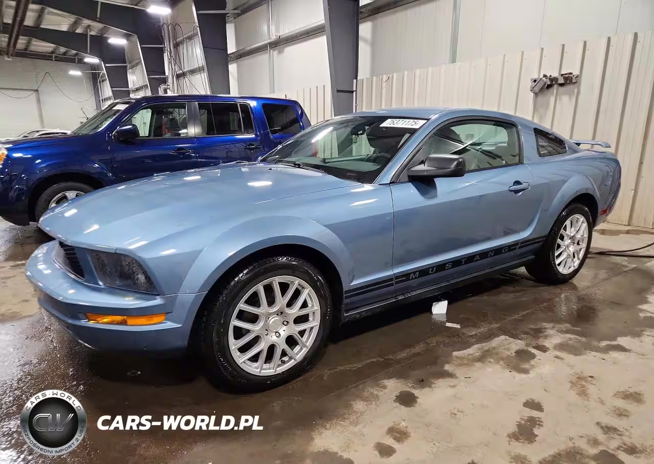 2005 Ford Mustang