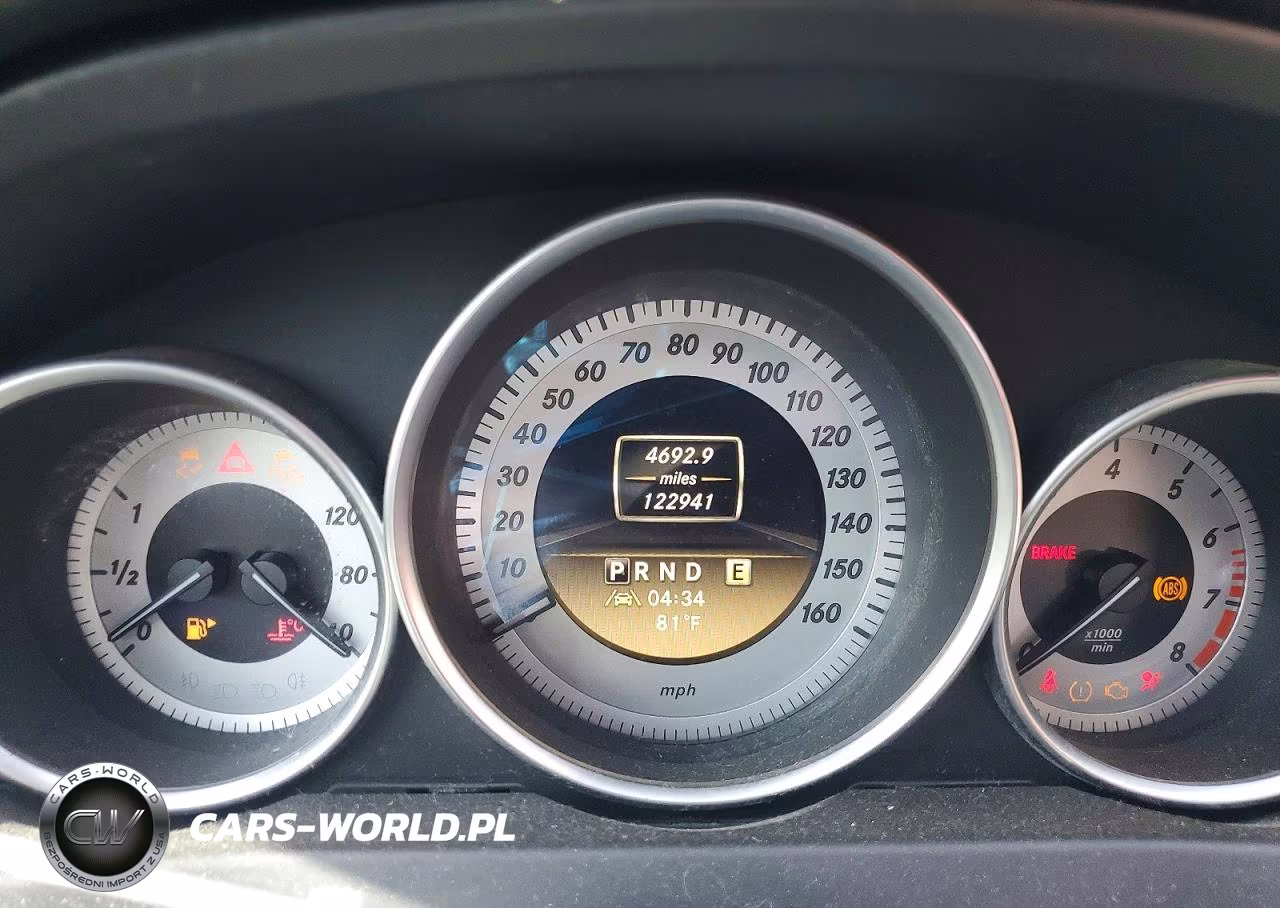 2012 Mercedes-Benz C 300 4Matic VIN:WDDGF8BB9CR232922 - 9