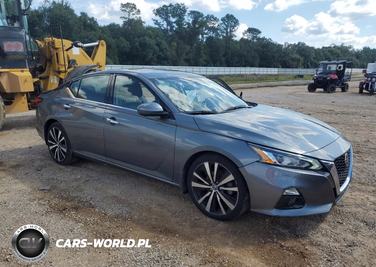 2020 Nissan Altima Platinum VIN:1N4AL4FV0LC178358 - 4