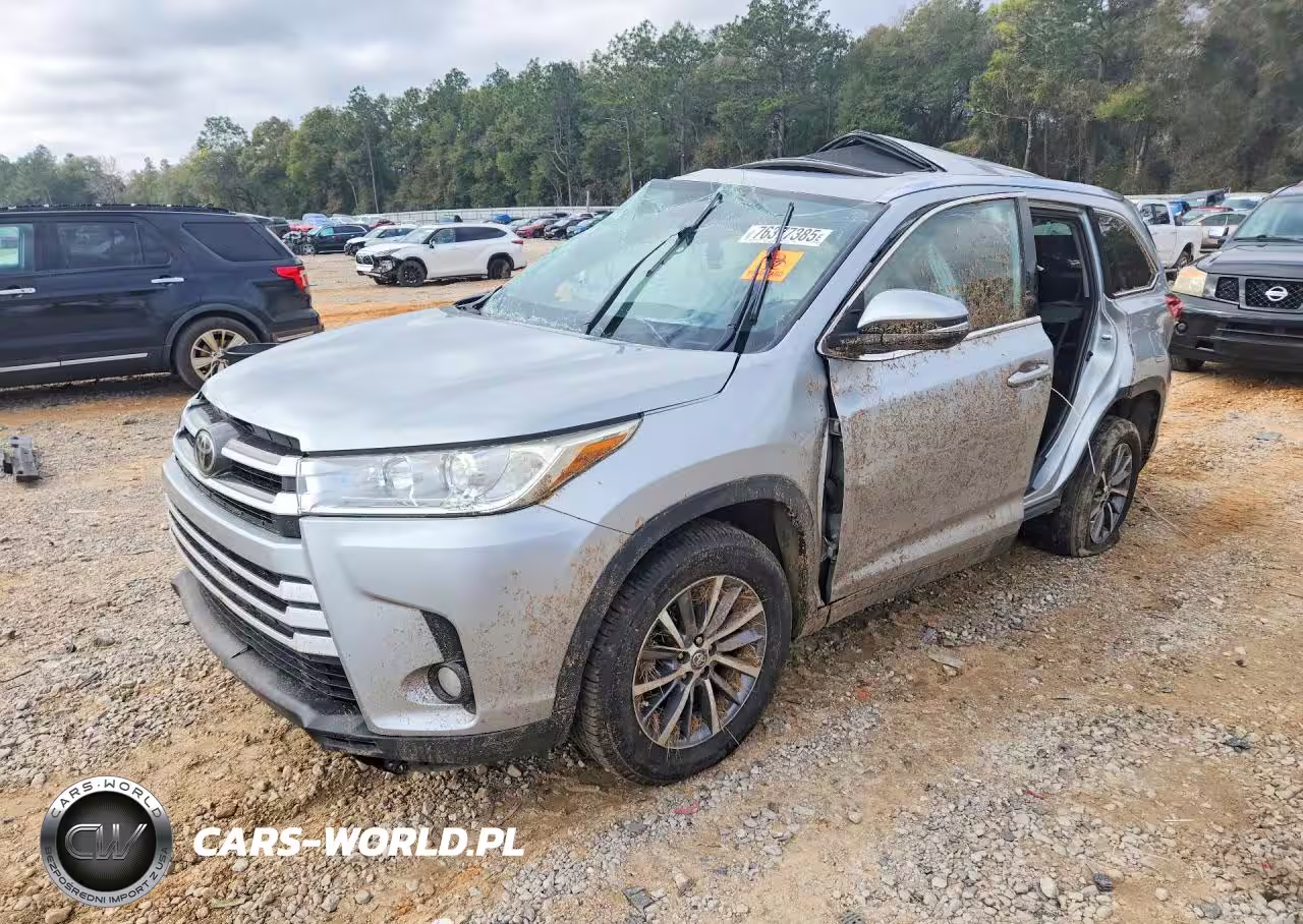 2019 Toyota Highlander Se