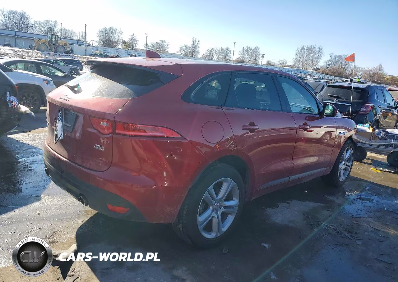 2017 Jaguar F-Pace R - Sport VIN:SADCL2BVXHA093306 - 3
