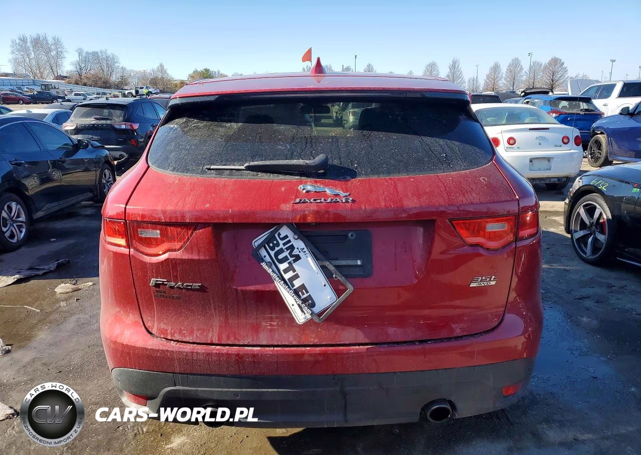 2017 Jaguar F-Pace R - Sport VIN:SADCL2BVXHA093306 - 6