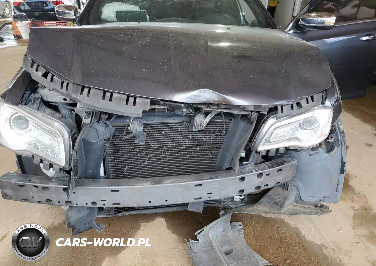 2014 Chrysler 300 VIN:2C3CCAAG3EH228765 - 11