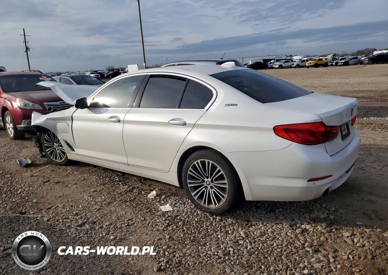 2019 BMW 530E VIN:WBAJA9C59KB389769 - 2