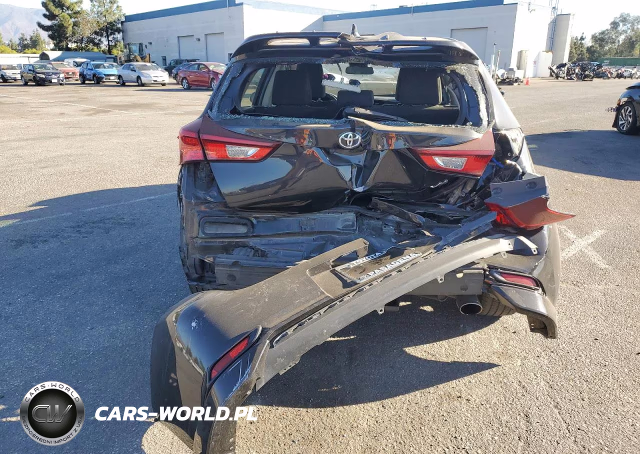2018 Toyota Corolla Im VIN:JTNKARJEXJJ567067 - 6