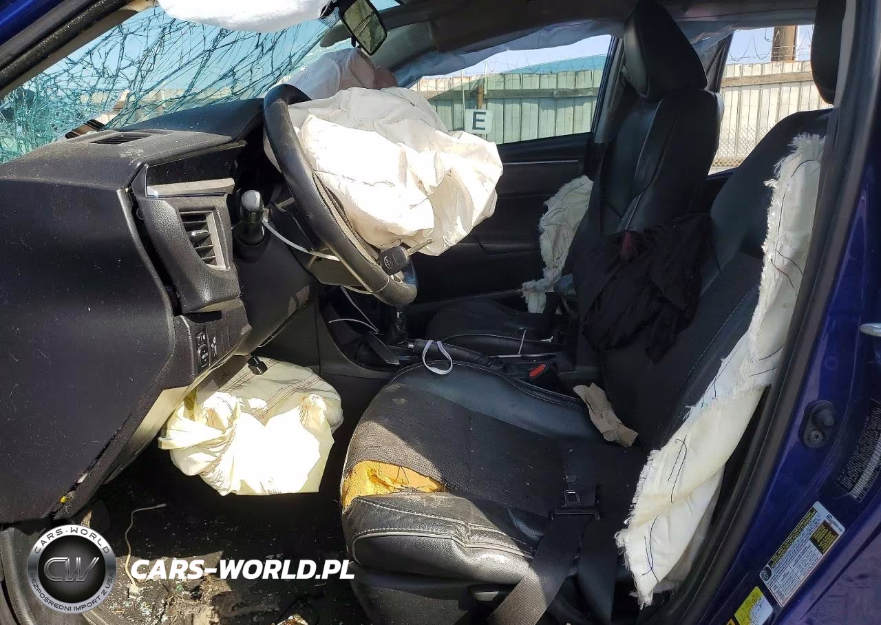 2015 Toyota Corolla L VIN:5YFBURHE3FP182437 - 7