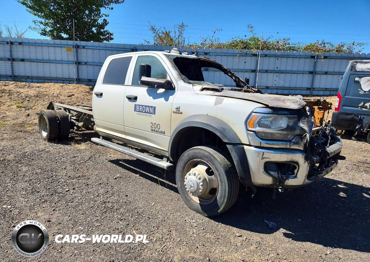 2022 Ram 4500 Flatbed Truck VIN:3C7WRLFL3NG171978 - 4