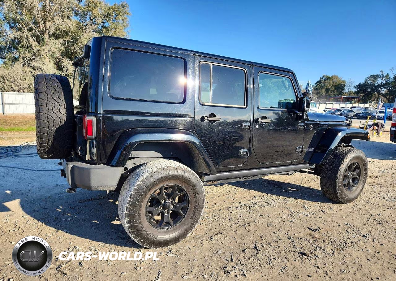 2014 Jeep Wrangler Unlimited Sahara VIN:1C4BJWEG3EL301737 - 3