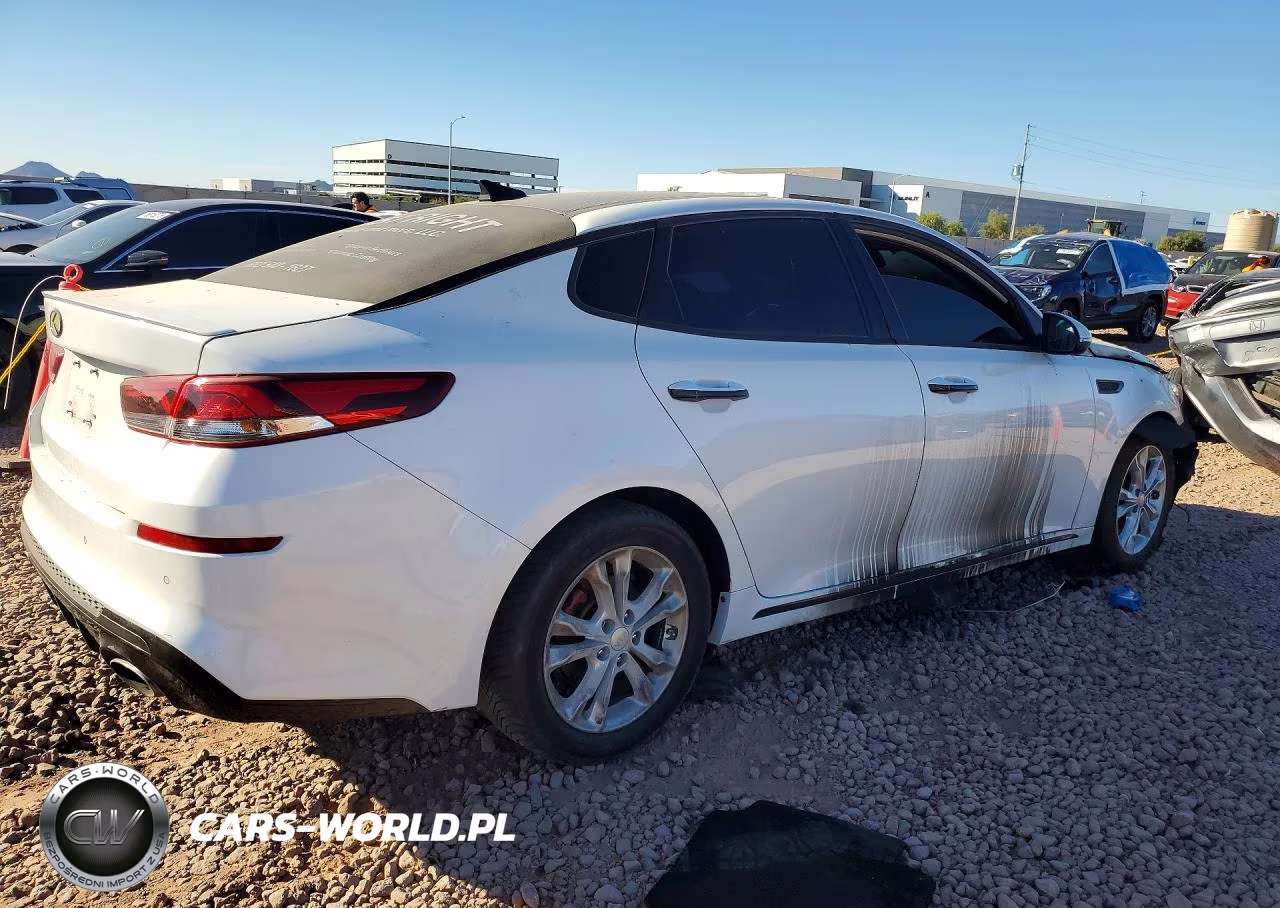 2019 Kia Optima Sxl VIN:5XXGV4L27KG328277 - 3