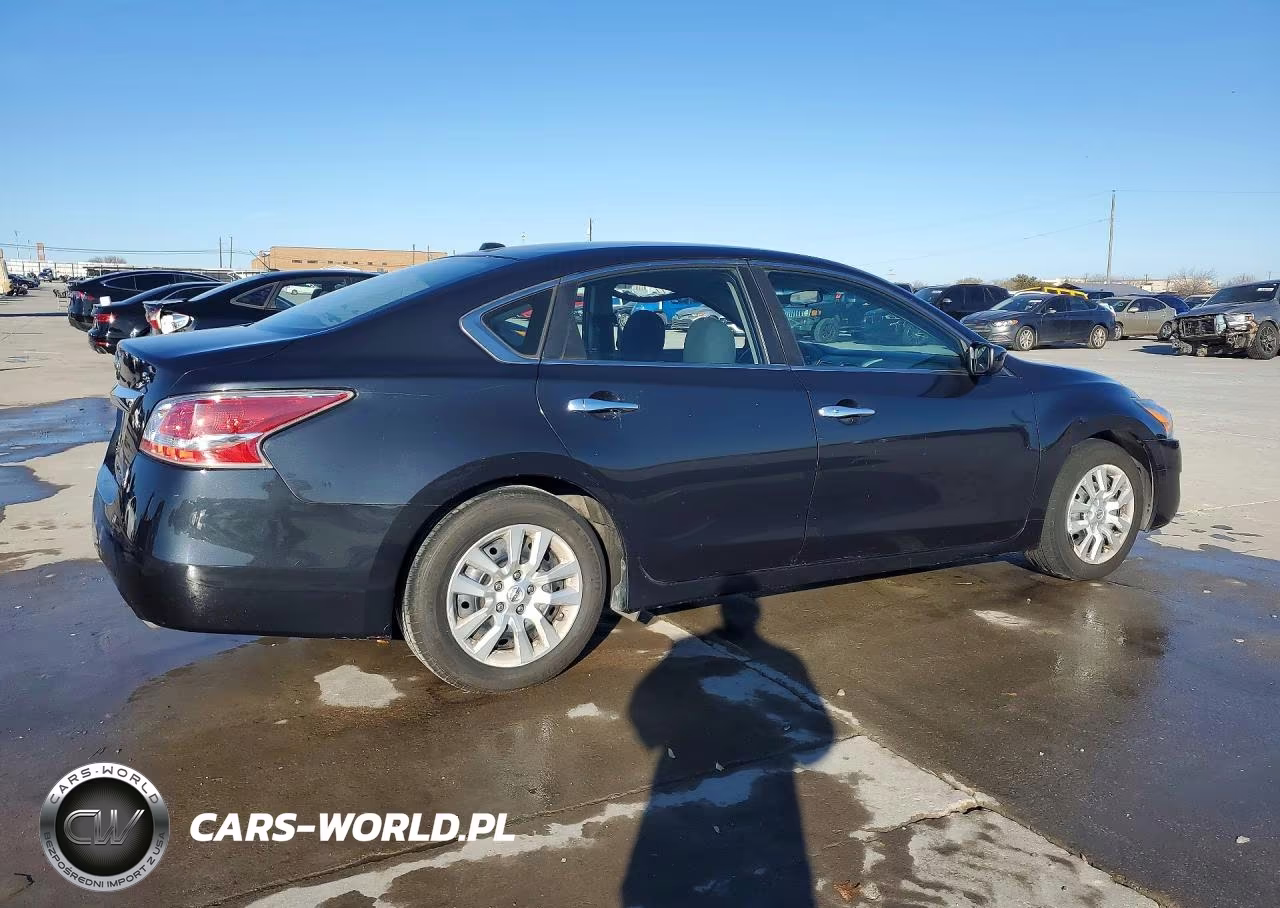 2015 Nissan Altima 2.5 S VIN:1N4AL3AP5FC244099 - 3