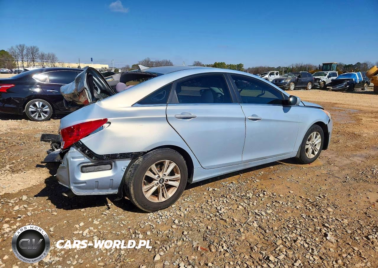 2013 Hyundai Sonata Gls VIN:5NPEB4AC0DH748448 - 3