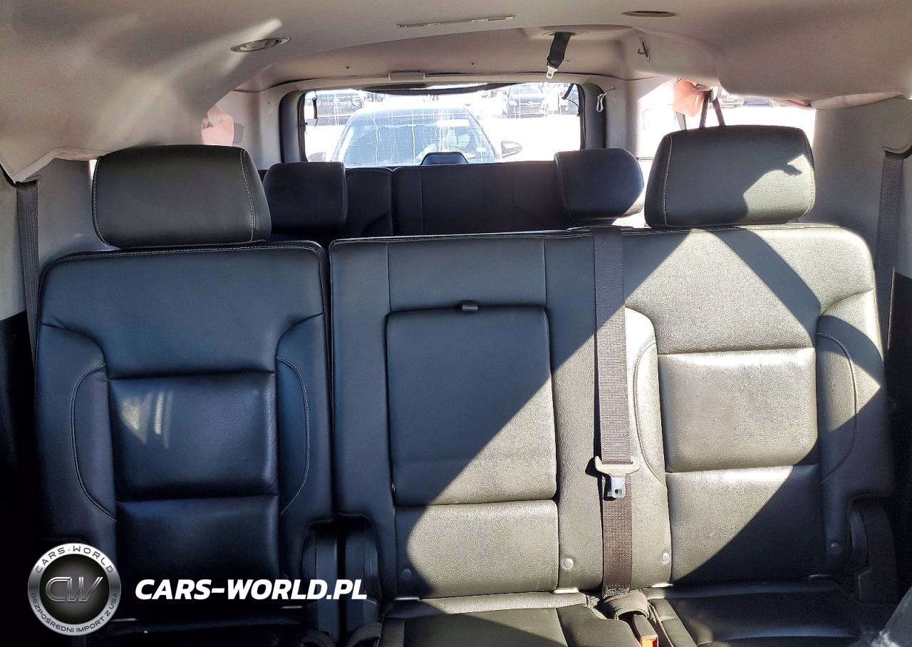 2019 Chevrolet Suburban K1500 Lt VIN:1GNSKHKC2KR394535 - 10