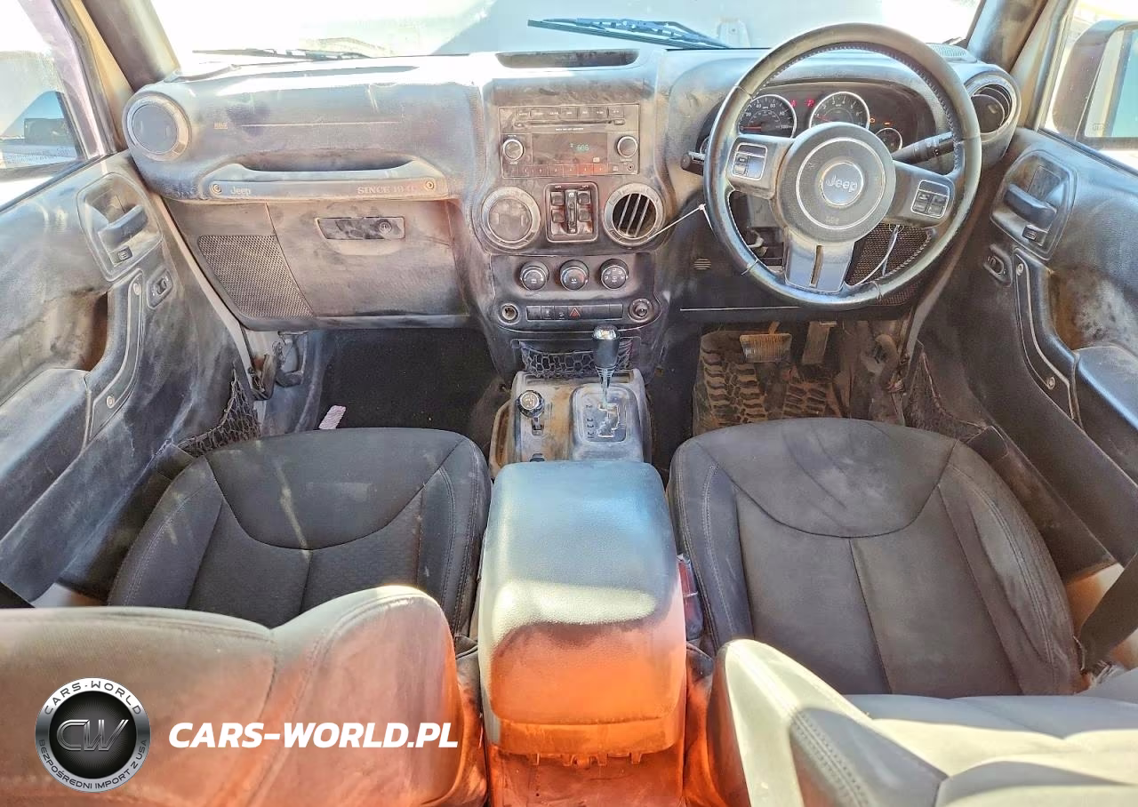 2016 Jeep Wrangler Unlimited Sport VIN:1C4BJWKG9GL266399 - 8