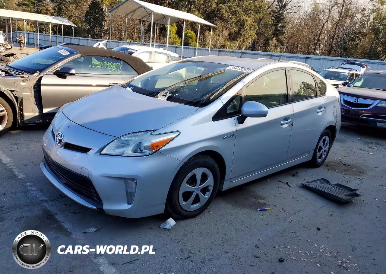 2014 Toyota Prius Two