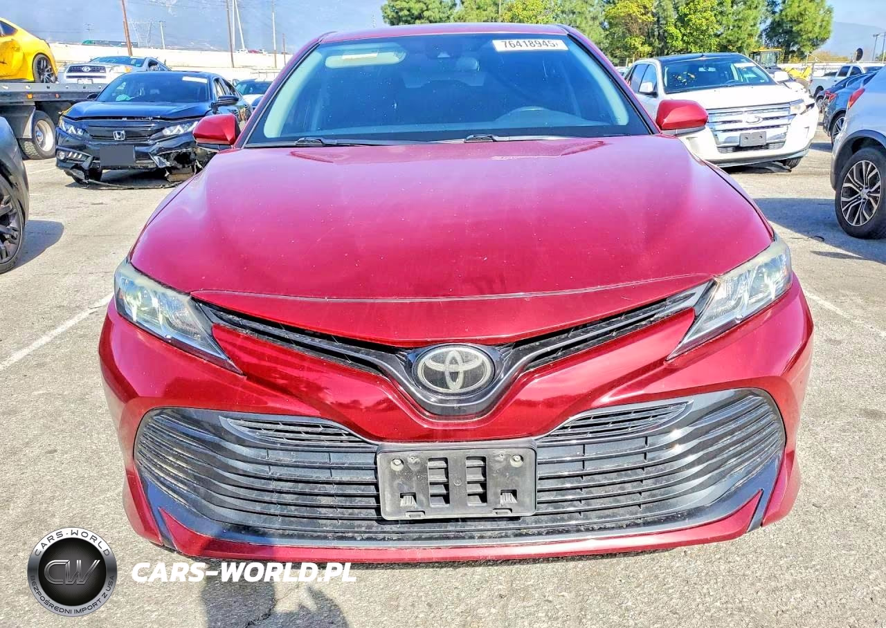 2019 Toyota Camry L VIN:4T1B11HK7KU810895 - 5