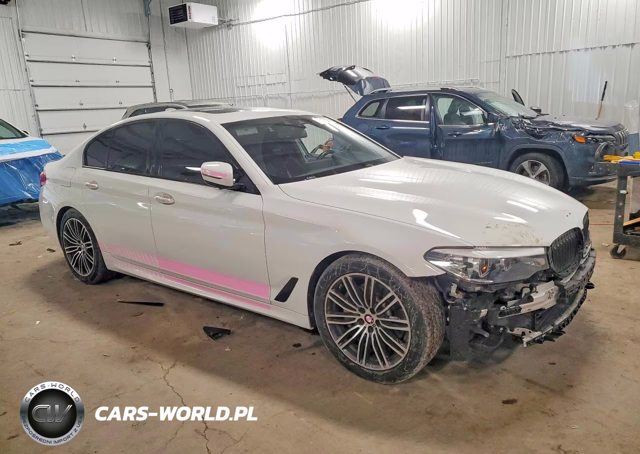 2019 BMW 530 I VIN:WBAJA5C5XKWW01497 - 4