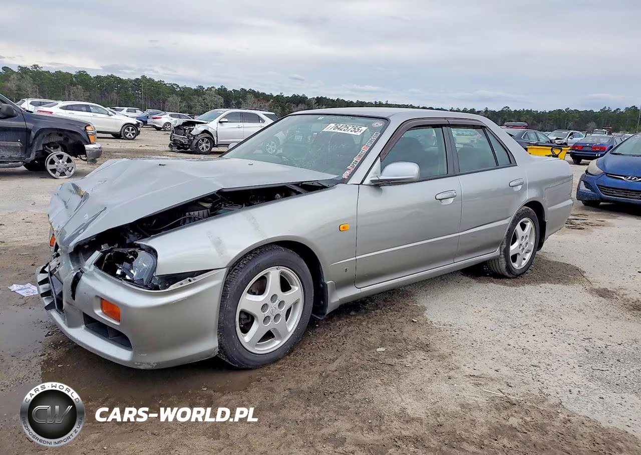 2000 Nissan Skyline