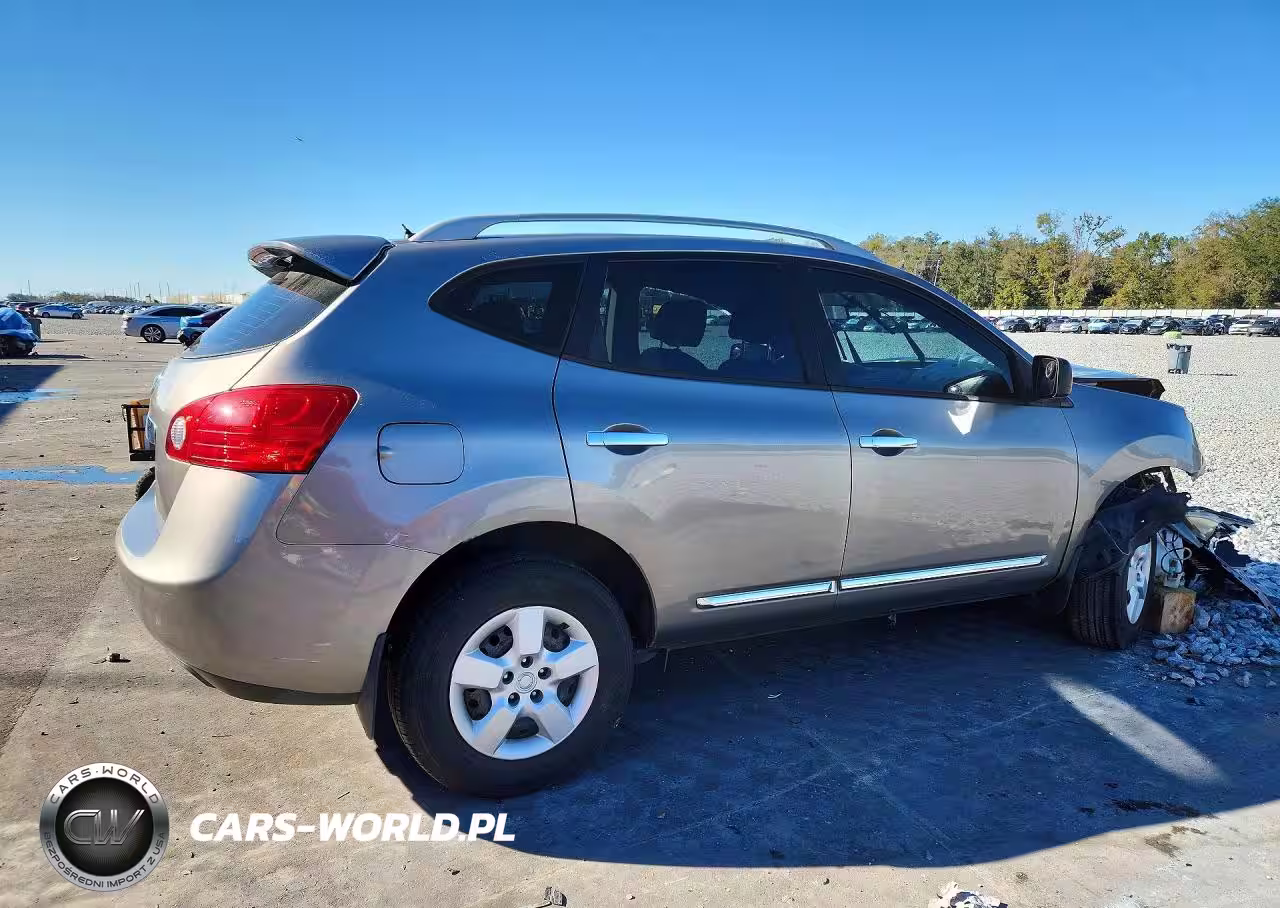 2014 Nissan Rogue Select S VIN:JN8AS5MT3EW101347 - 3