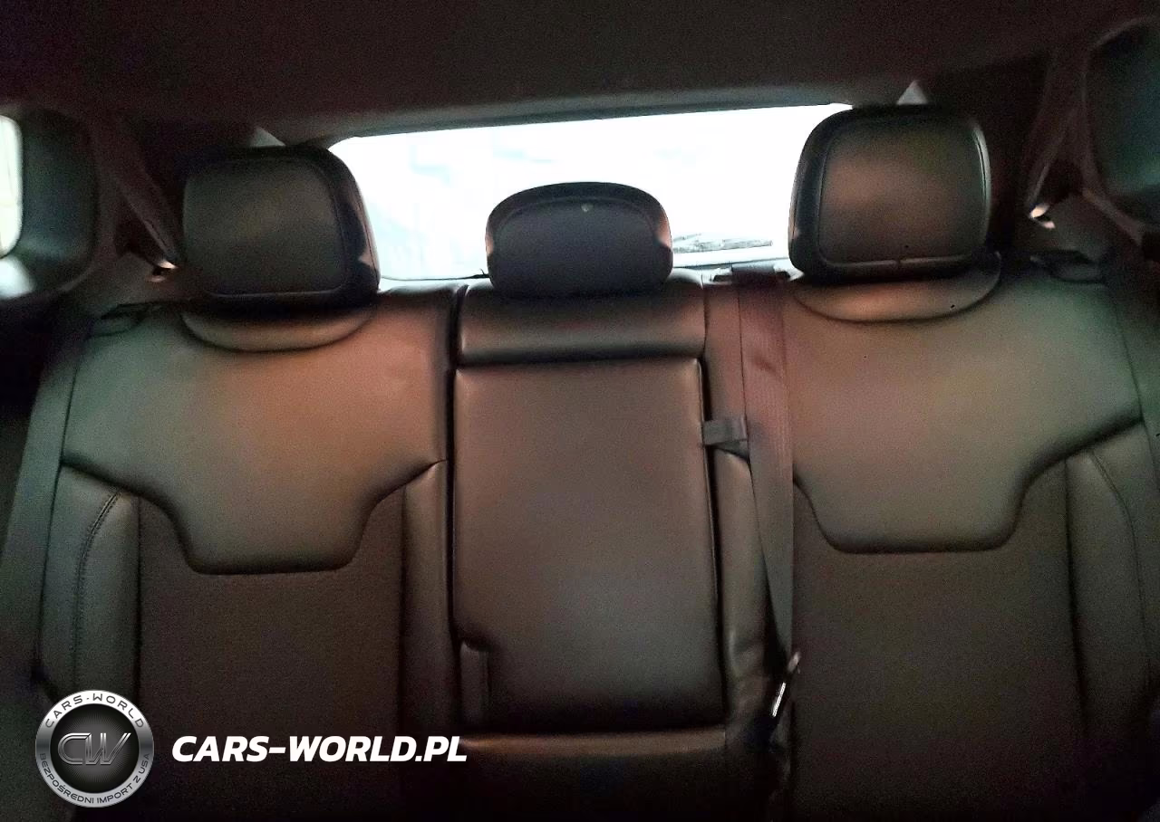 2023 Jeep Compass Latitude VIN:3C4NJDBN2PT515002 - 10