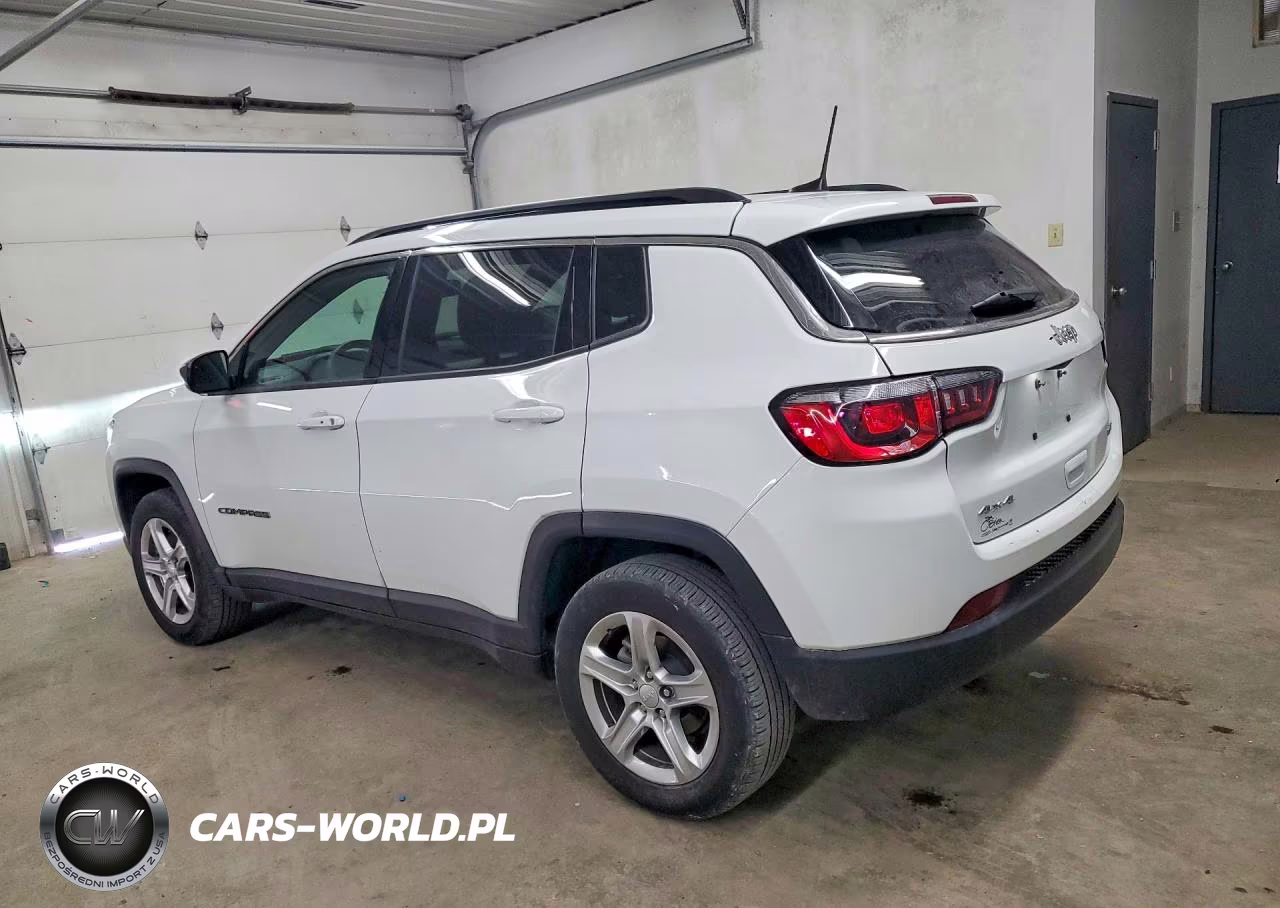 2023 Jeep Compass Latitude VIN:3C4NJDBN2PT515002 - 2