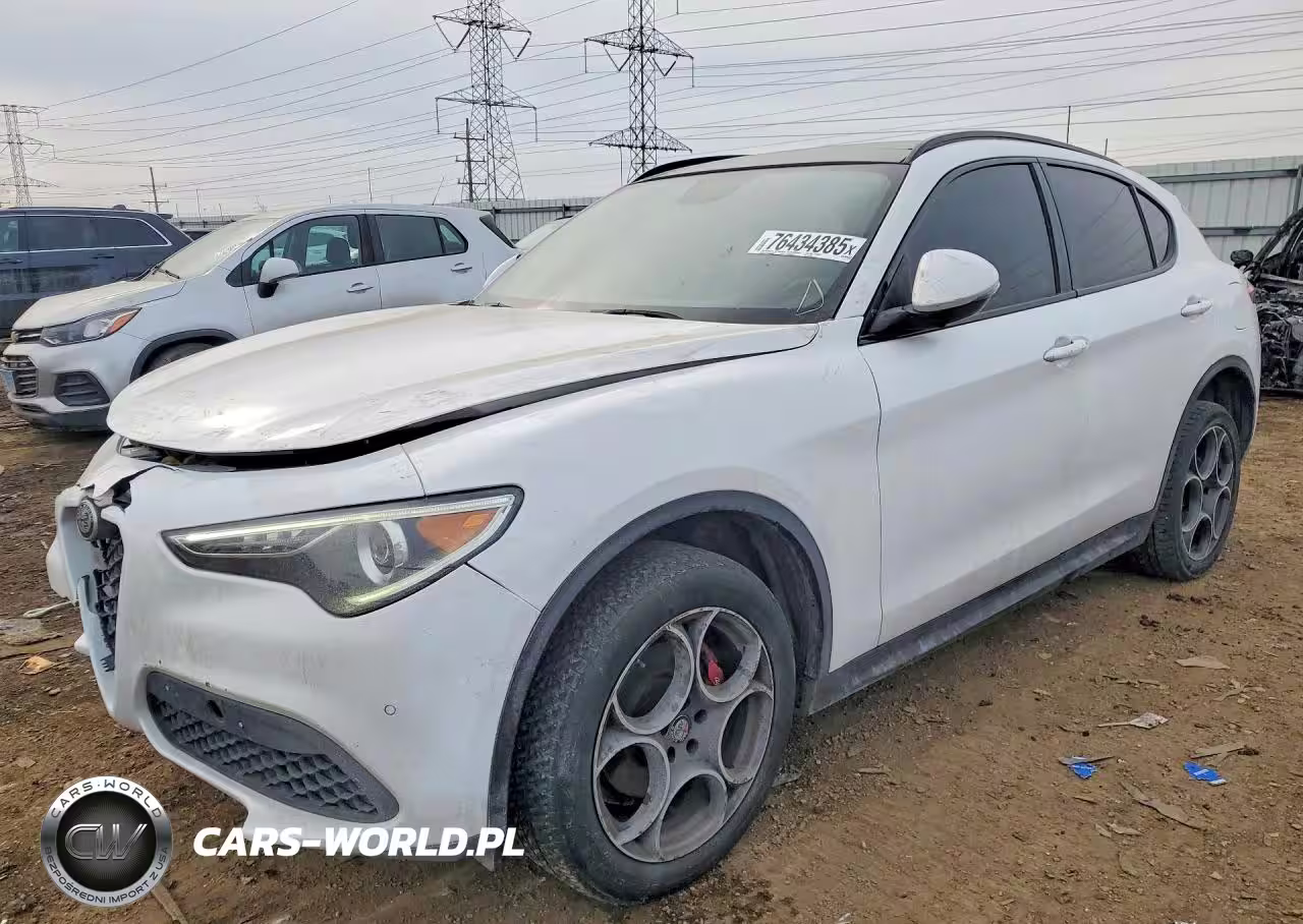 2018 Alfa Romeo Stelvio Sport