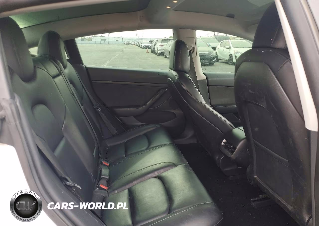 2022 Tesla Model 3 VIN:5YJ3E1EA9NF110186 - 10