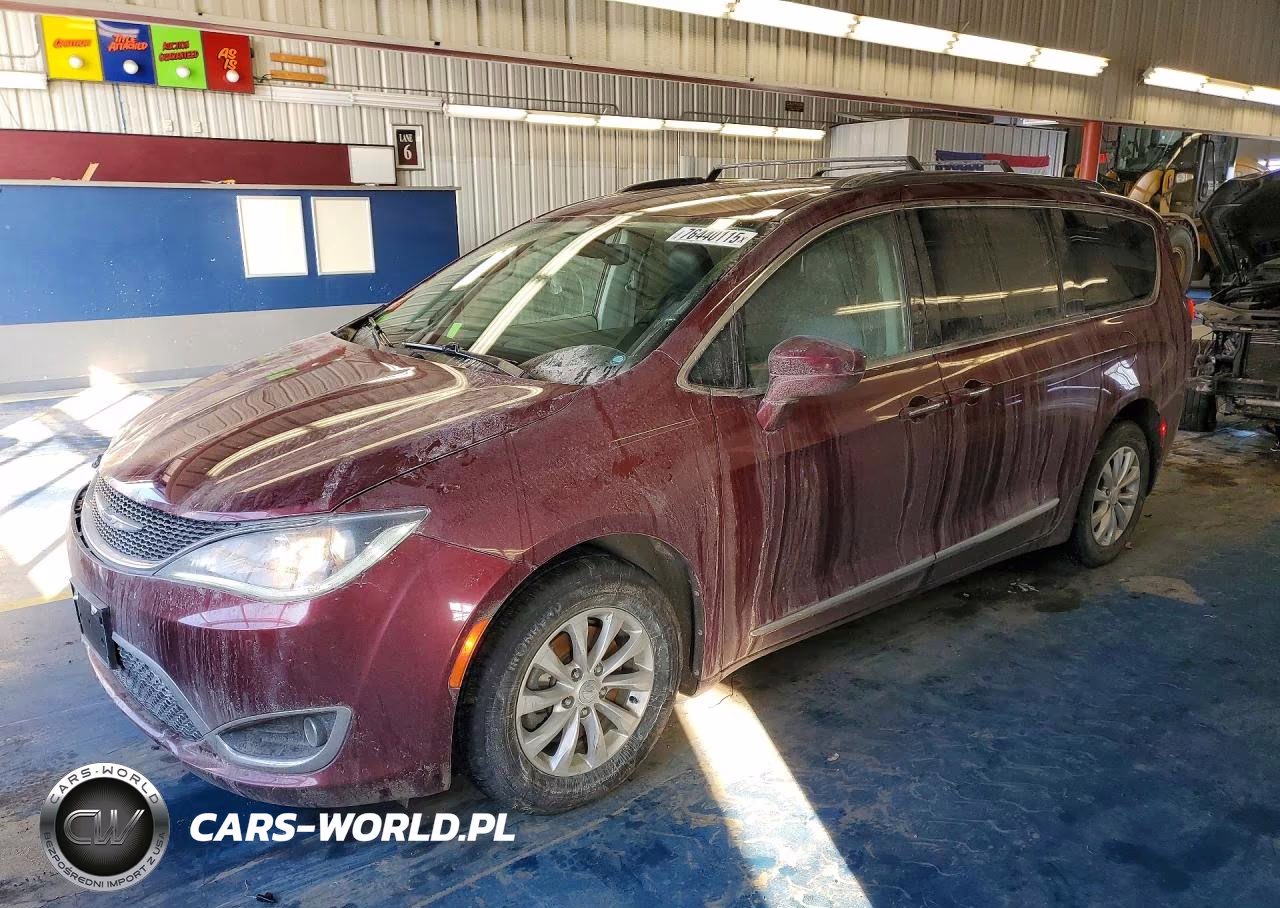 2019 Chrysler Pacifica Touring L