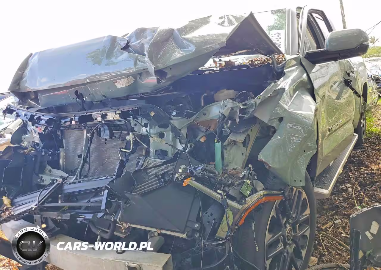 2024 Toyota Tundra Crewmax Limited