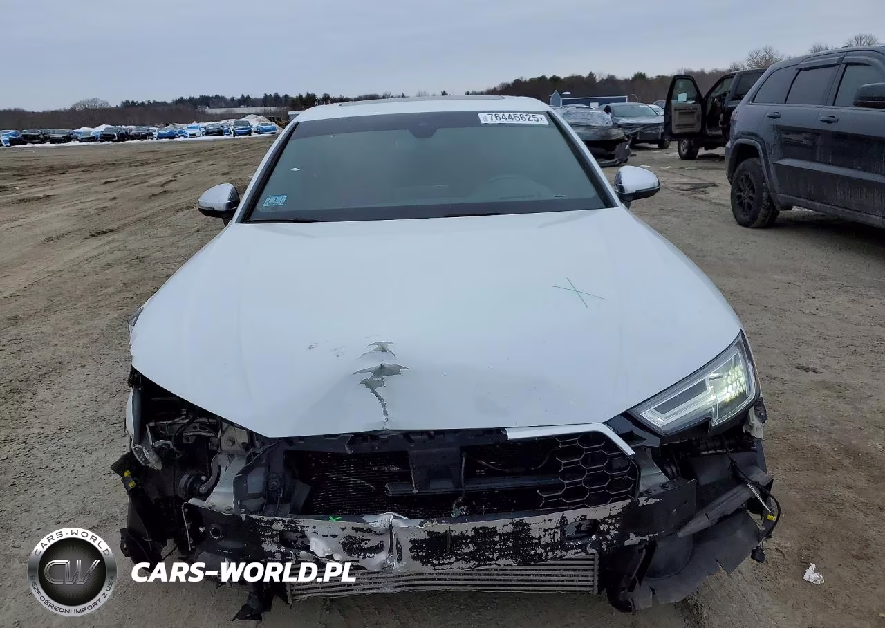 2018 Audi S4 Prestige VIN:WAUC4AF44JA075939 - 5